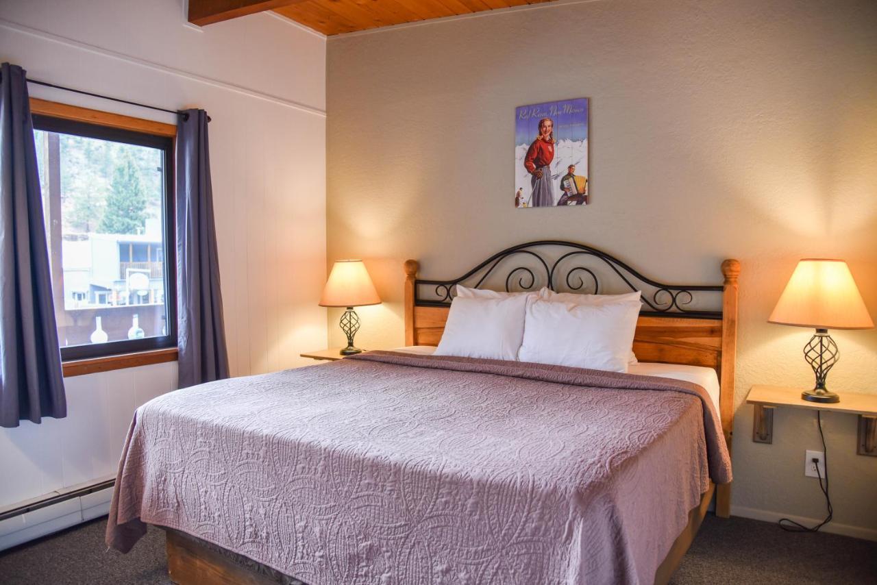 Alpine Hotel 2*